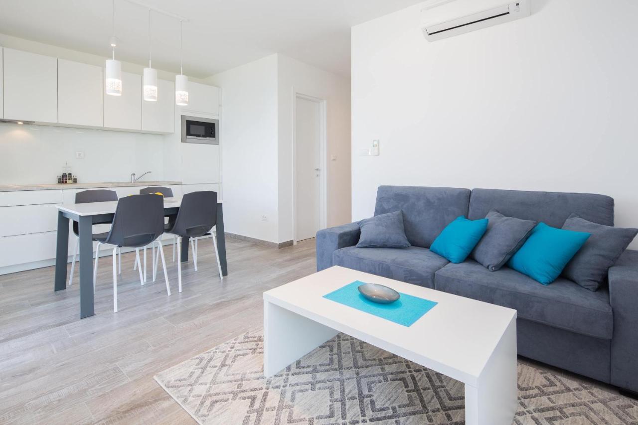 Apartments Alba 1 Слатине Екстер'єр фото