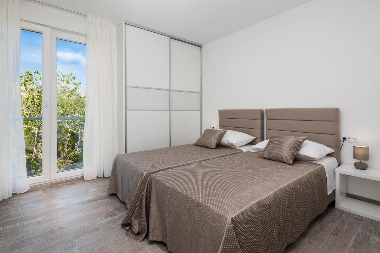 Apartments Alba 1 Слатине Екстер'єр фото